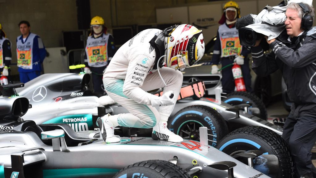 Hamilton gana en Interlagos (foto: formula1.com)