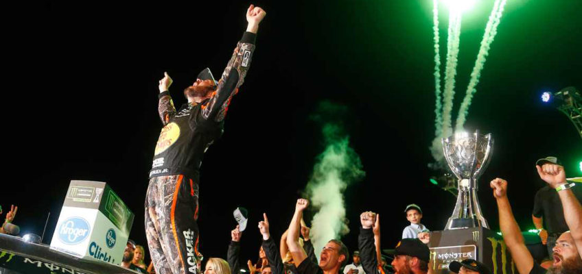 NASCAR | Martin Truex Jr se alza con el título en Miami y hace su sueño realidad