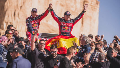 foto: Carlos Sainz gana su tercer Dakar con 57 años