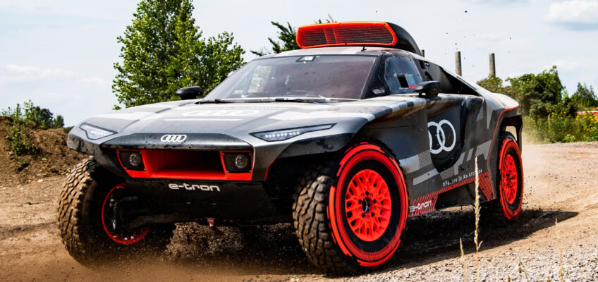 Así es el Audi RS Q e-tron de Carlos Sainz para el Dakar 2022 