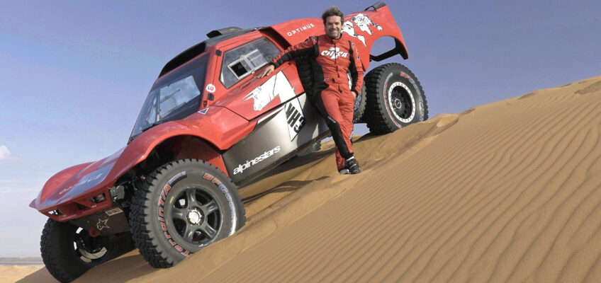 Carlos Checa debutará en el Dakar 2022 con un buggy